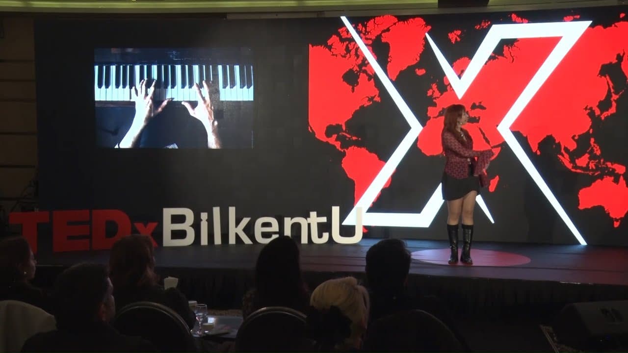 Performans Kaygısıyla Baş Etmek: Sahne Senin! | Nova Norda | TEDxBilkent U
